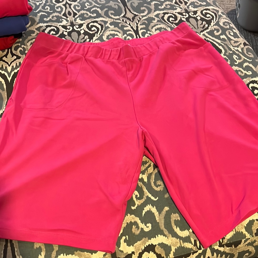 Quacker Factory pull on shorts